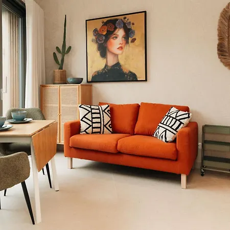 Op12, With Free Parking Apartment Zandvoort