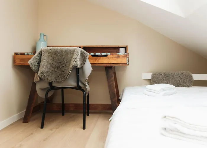 Op12, With Free Parking Apartment *