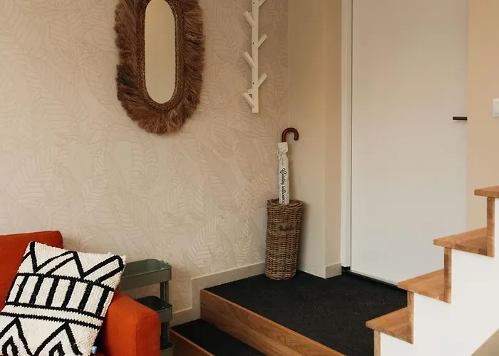 Op12, With Free Parking 赞德沃特