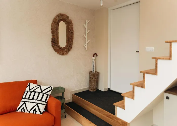 Op12, With Free Parking